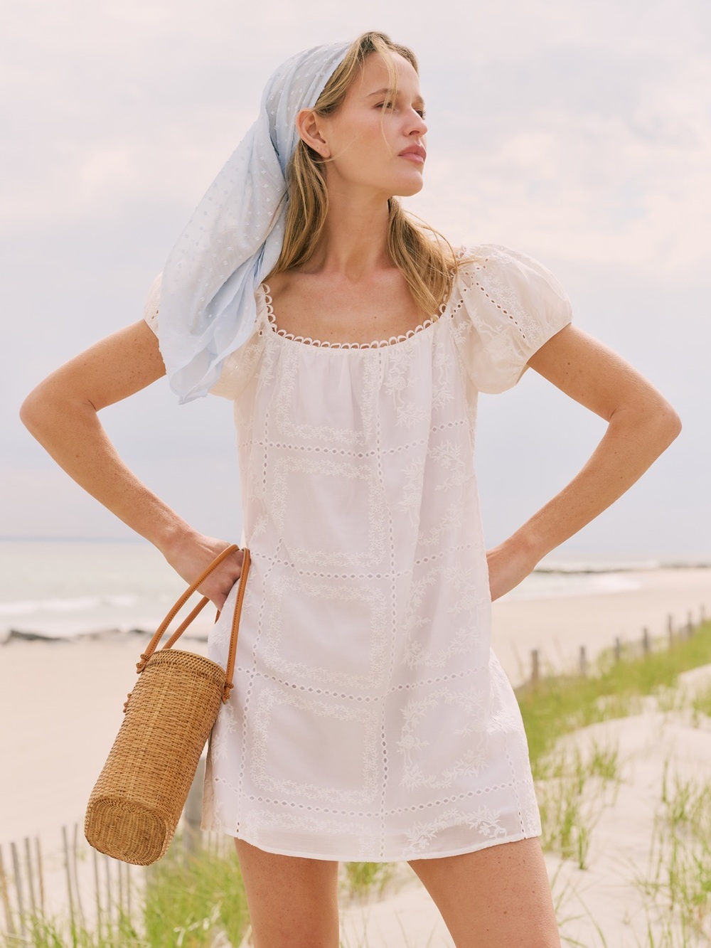 NWT Few Moda Nya Dress size XS white eyelet lace mini Kourt